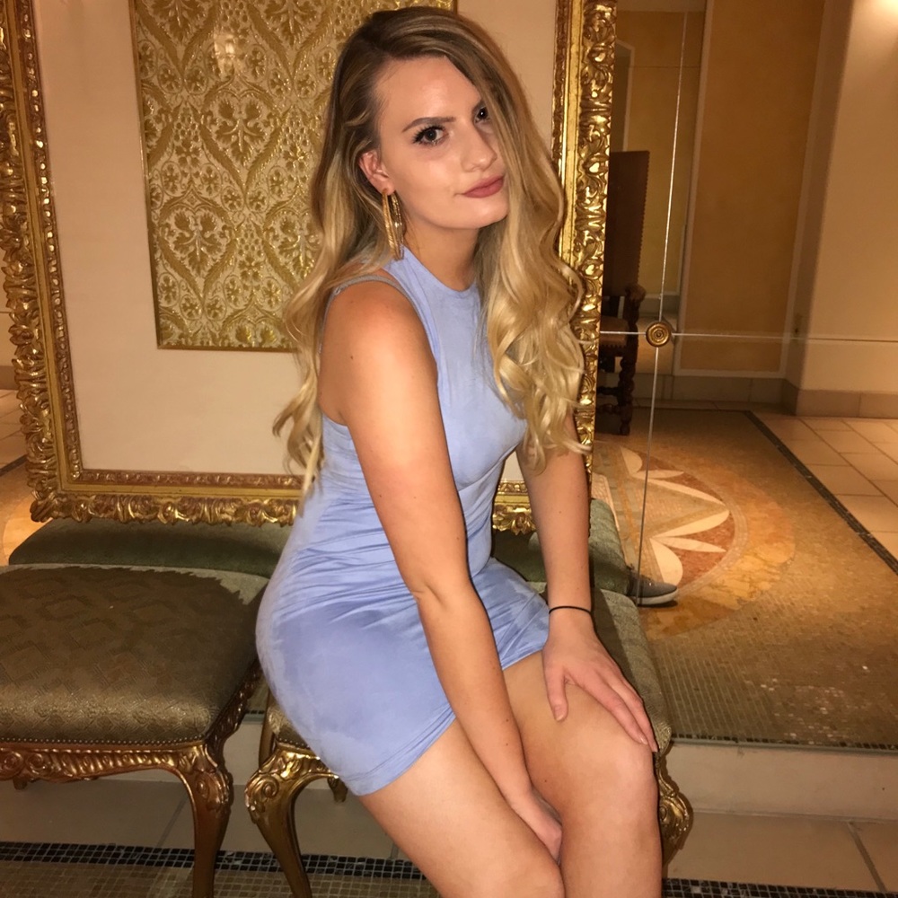 Meet your Posher, Nicole